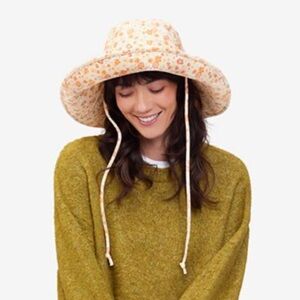 NWT Lack of Color Bucket Hat